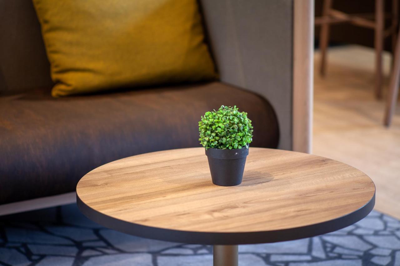 B&B Hotel Paris Meudon Velizy 外观 照片